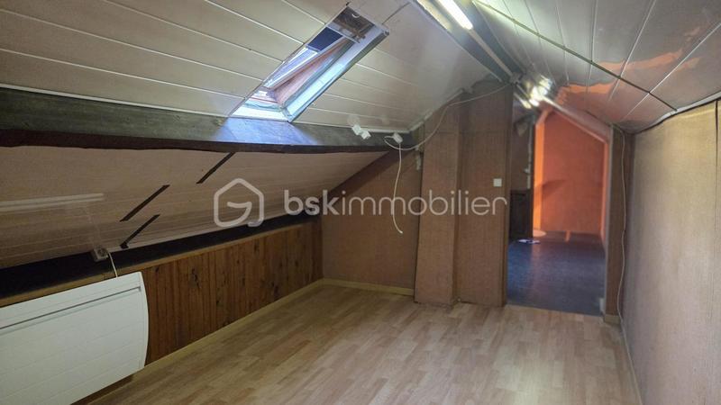 Maison de village - 520 m² - 2 pièces