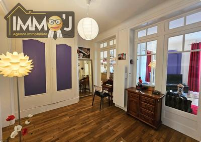 Appartement - 87 m² - 5 pièces