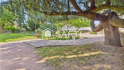 Maison - 287 m² - 7 pièces