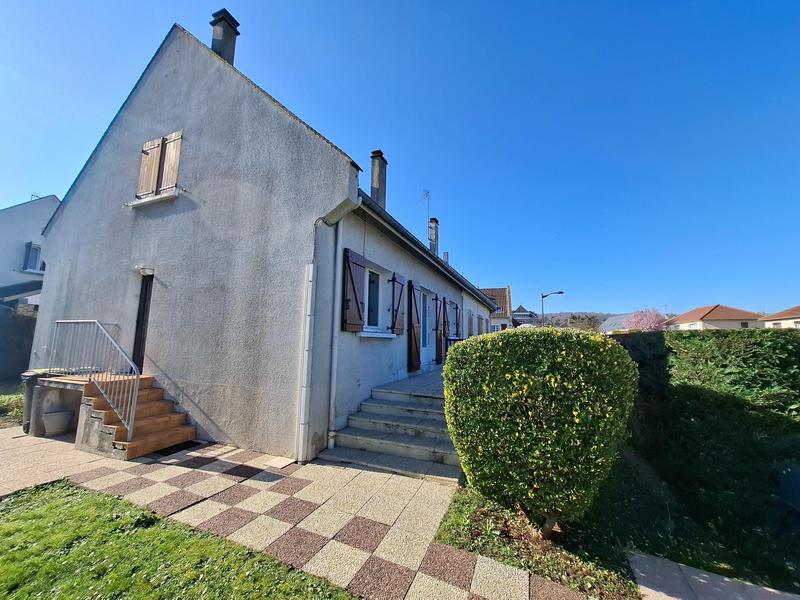 Maison - 110 m² - 6 pièces