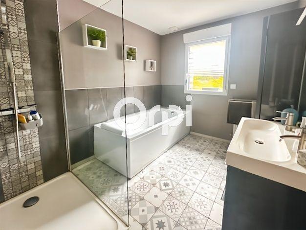 Maison - 134 m² - 5 pièces