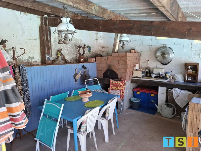 Maison - 270 m² - 6 pièces