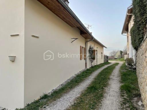 Maison - 100 m² - 4 pièces