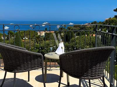 Maison - 190 m² - 5 pièces