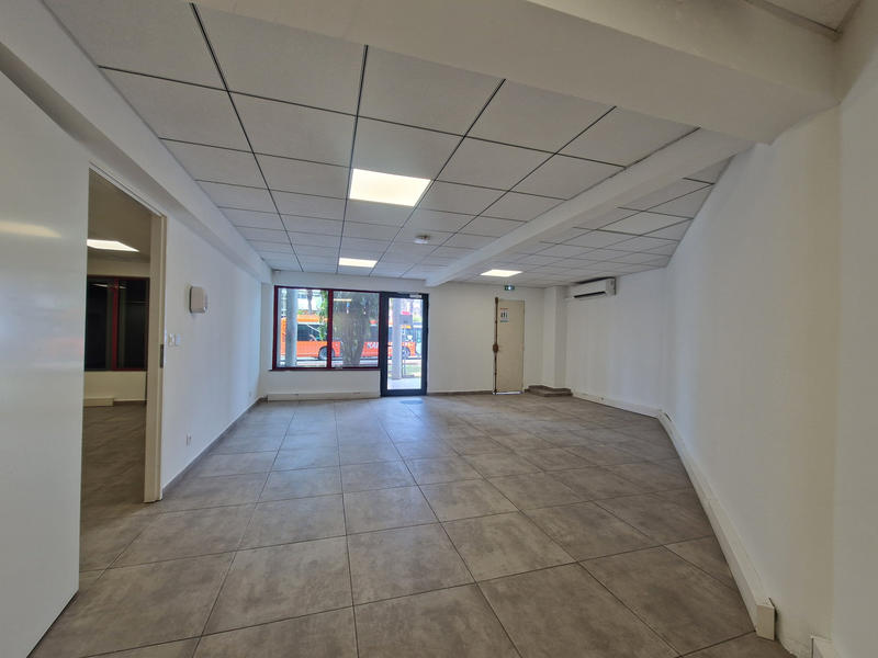 Local commercial - 150 m²