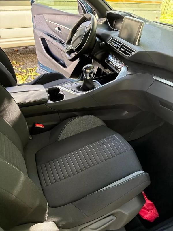 Peugeot 5008 PureTech 130ch s&amp;S Bvm6 Active Pack