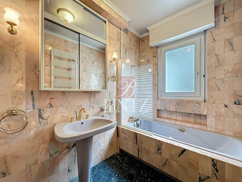 Appartement - 85 m² - 4 pièces