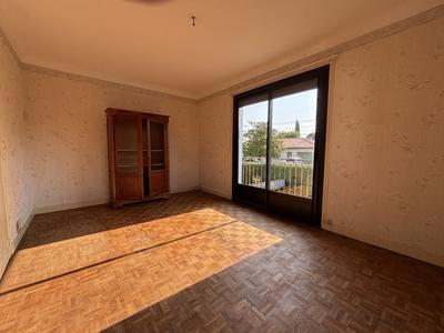 Maison - 87 m² - 7 pièces