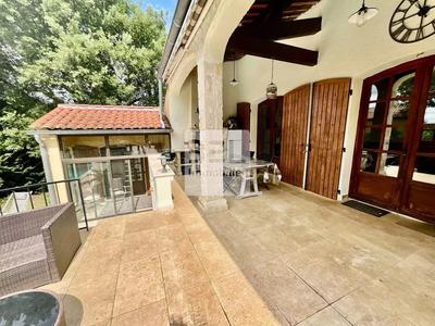 Maison de campagne - 210 m² - 6 pièces