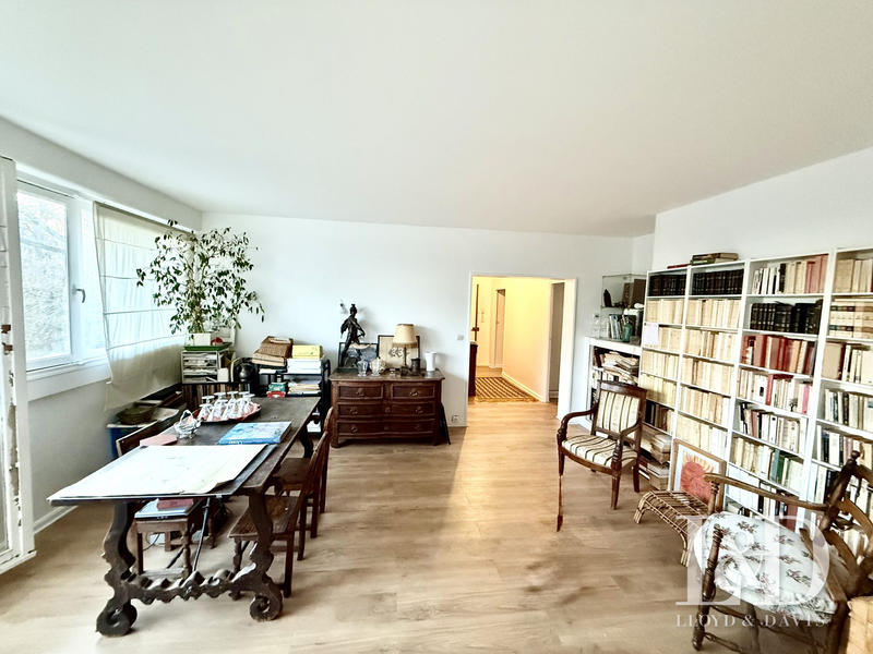 Appartement - 96 m² - 4 pièces