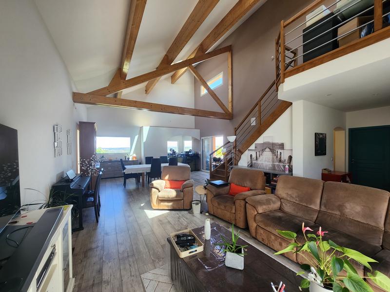 Maison - 170 m² - 7 pièces
