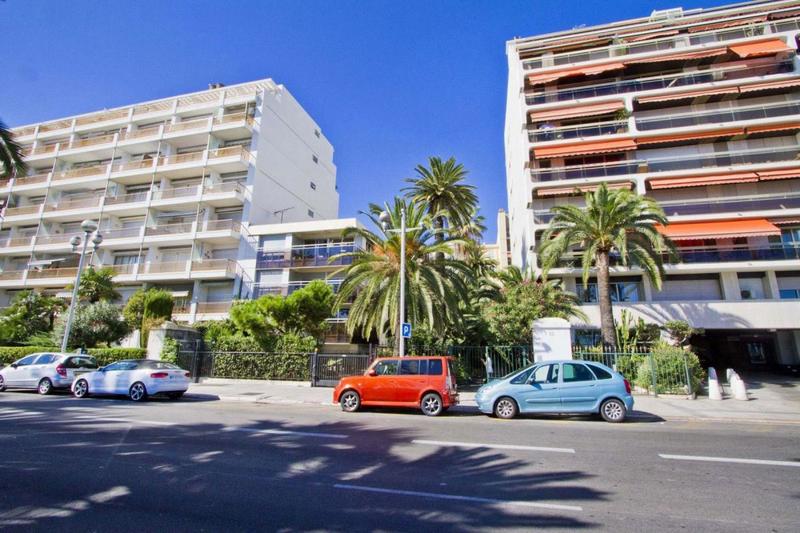 Appartement - 90 m² - 3 pièces