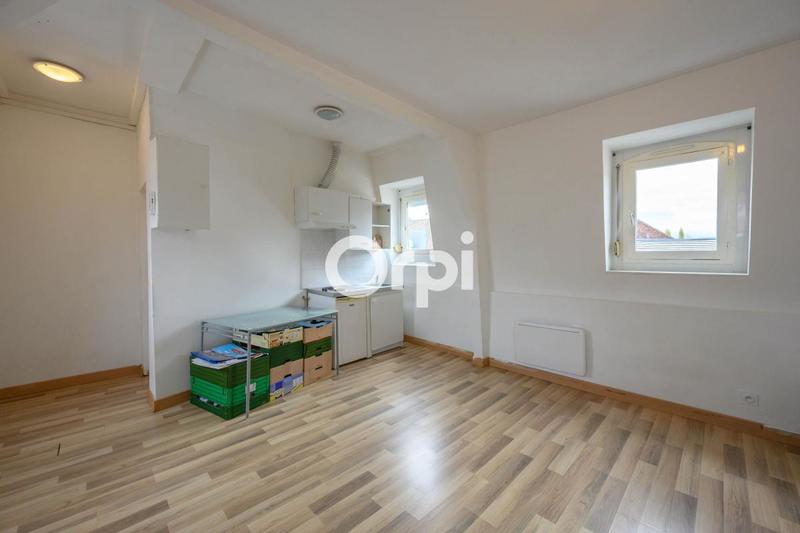 Immeuble - 104 m² - 6 pièces