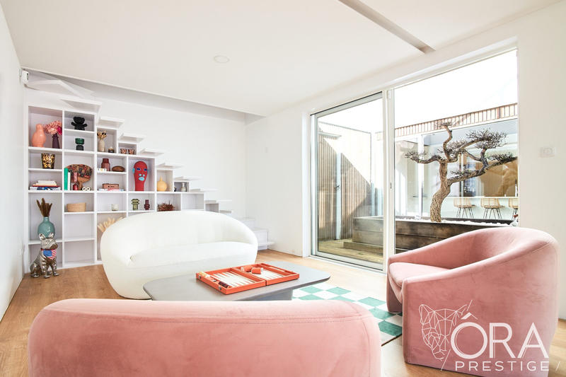 Maison contemporaine - 208 m² - 8 pièces