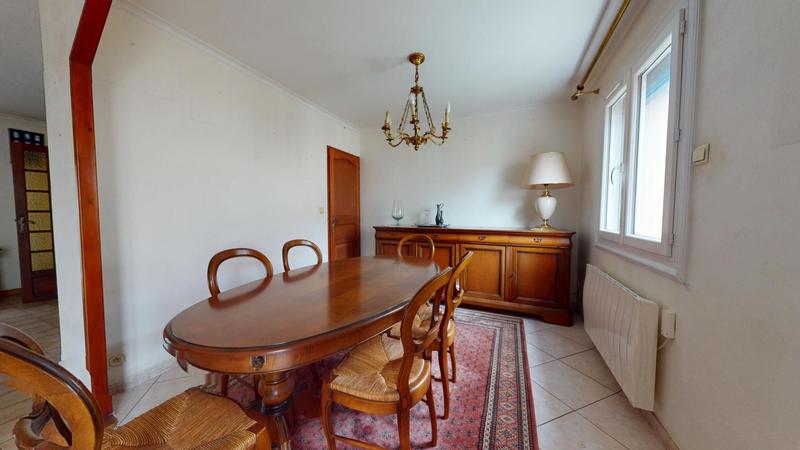 Maison - 91 m² - 5 pièces