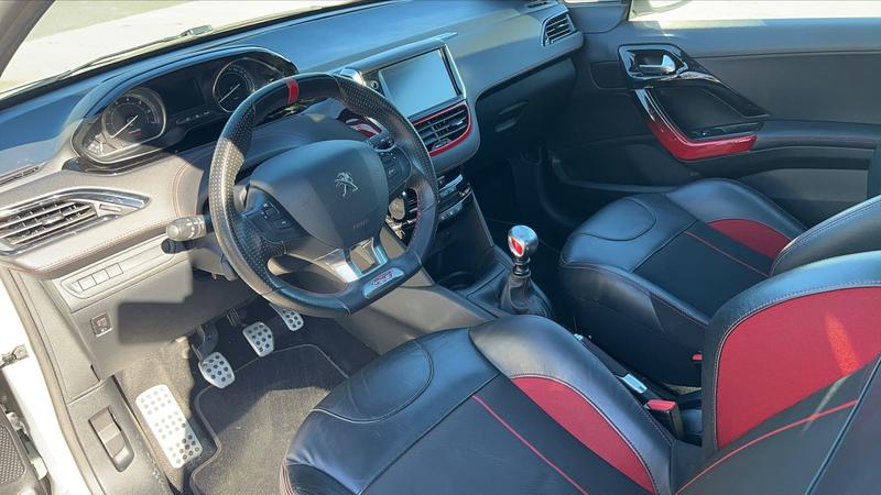 Peugeot 208 1.6 Thp 200 Gti