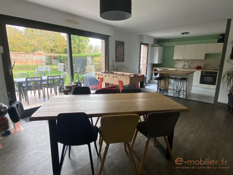 Maison - 100 m² - 5 pièces