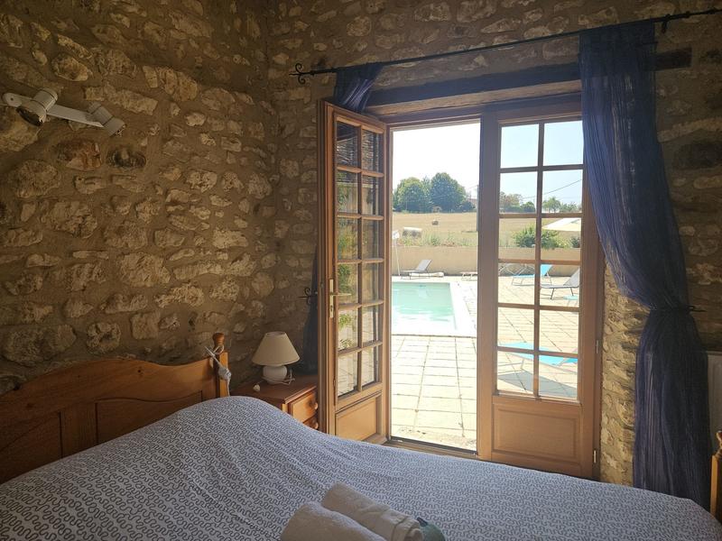 Maison traditionnelle - 192 m² - 7 pièces