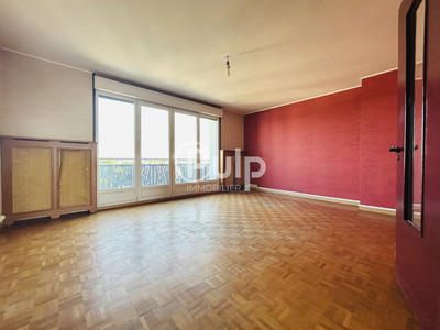 Appartement - 94 m² - 5 pièces