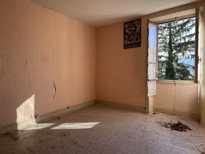 Maison - 195 m² - 12 pièces