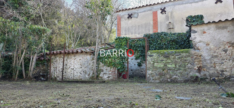 Maison traditionnelle - 300 m² - 16 pièces