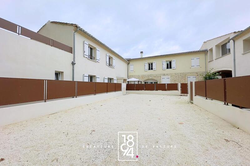 Appartement - 95 m² - 4 pièces