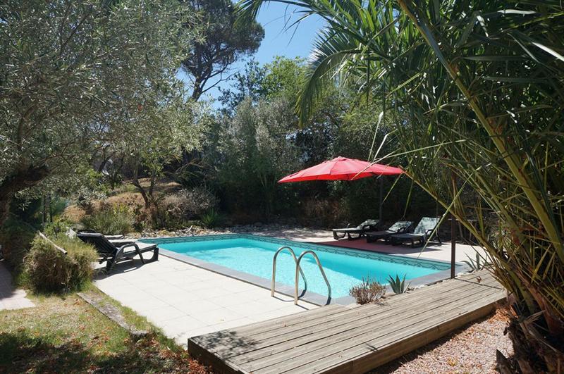 Maison - 440 m² - 16 pièces