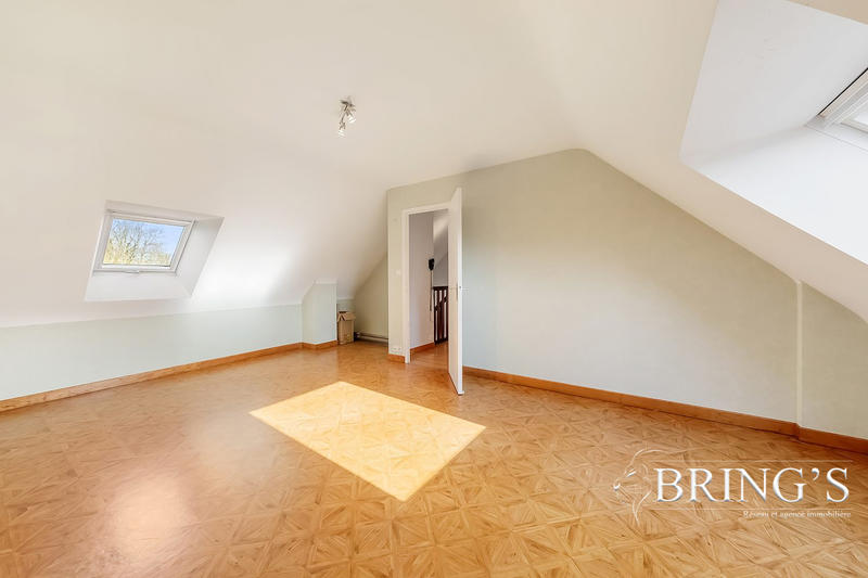 Maison - 87 m² - 4 pièces