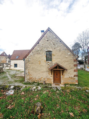 Maison - 223 m² - 7 pièces