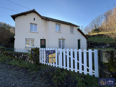 Maison - 85 m² - 4 pièces