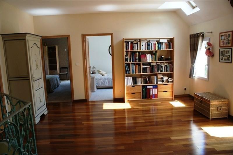 Maison - 290 m² - 6 pièces