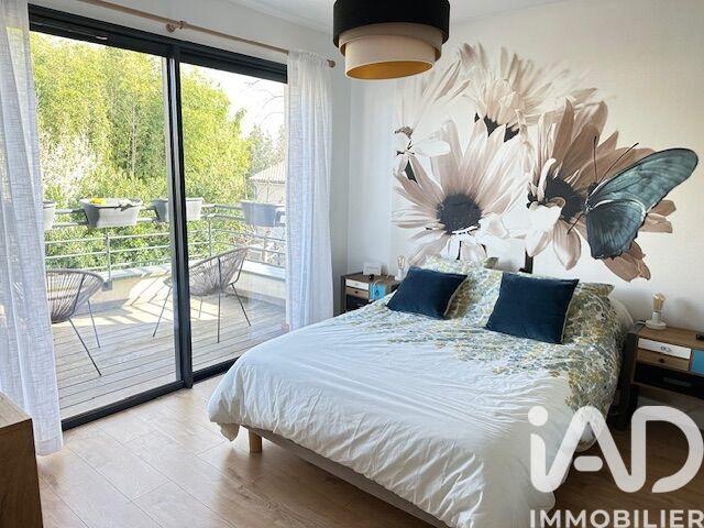 Maison - 102 m² - 4 pièces