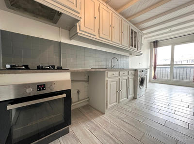 Appartement - 80 m² - 4 pièces