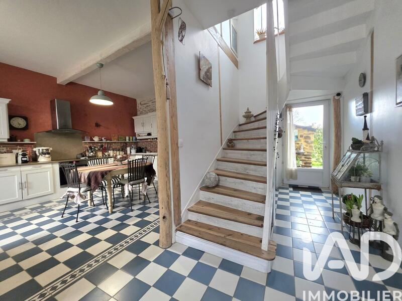 Maison - 156 m² - 7 pièces