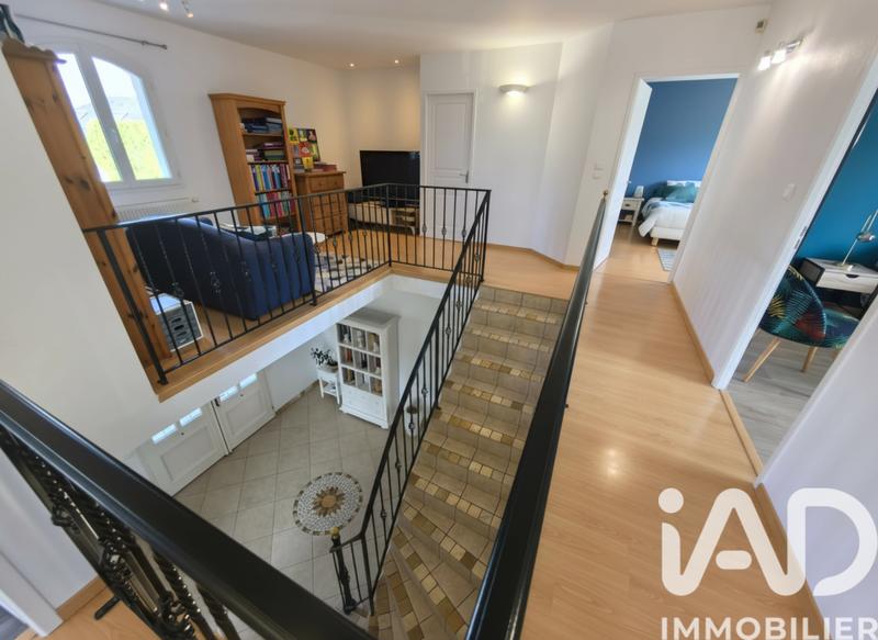 Maison - 224 m² - 8 pièces