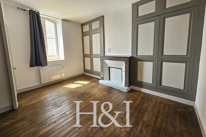 Propriété - 185 m² - 6 pièces