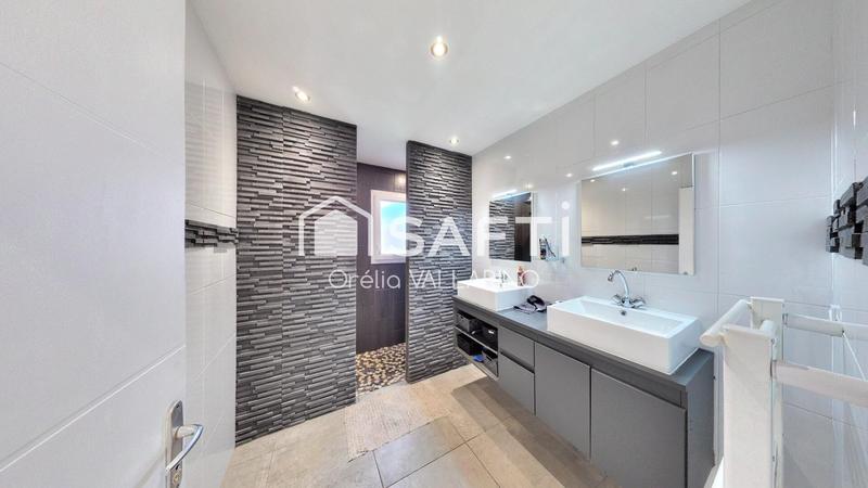 Maison - 88 m² - 4 pièces