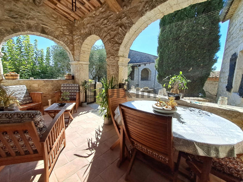 Maison - 228 m² - 5 pièces