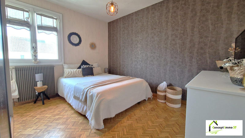 Maison - 100 m² - 5 pièces