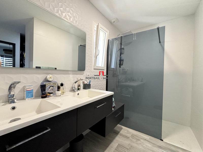 Maison contemporaine - 152 m² - 6 pièces