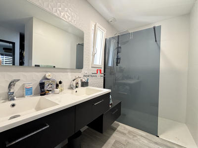 Maison contemporaine - 152 m² - 6 pièces