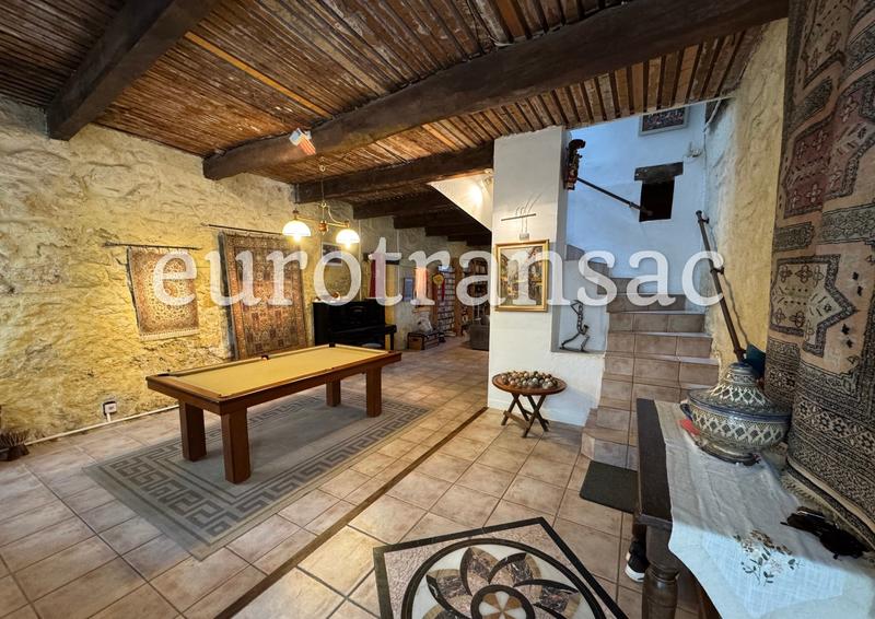Maison de village - 205 m² - 5 pièces