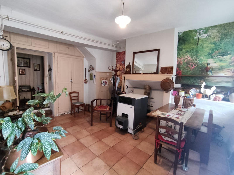 Appartement - 98 m² - 4 pièces
