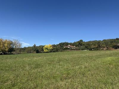 Terrain constructible - 808 m²