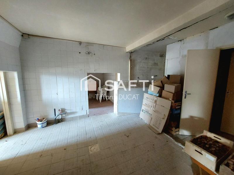 Maison - 470 m² - 15 pièces