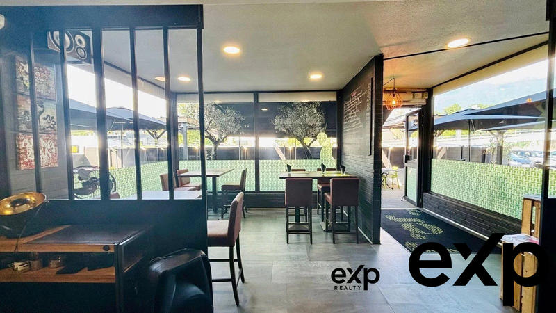 Fonds de commerce - 300 m²