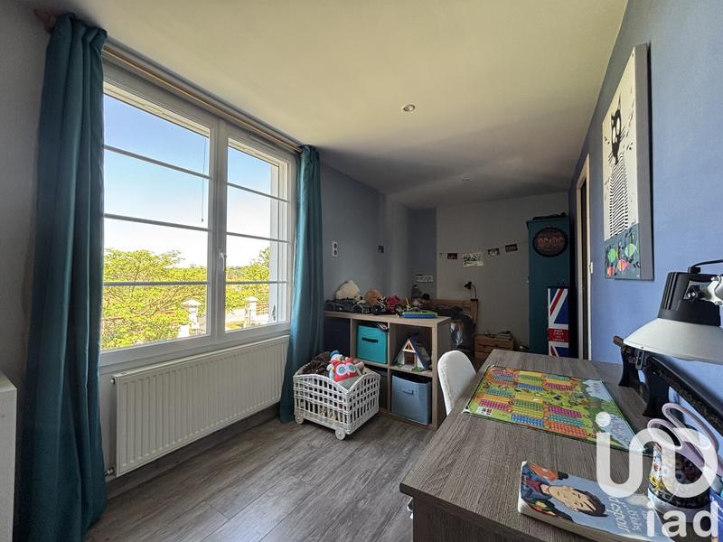 Maison - 215 m² - 8 pièces