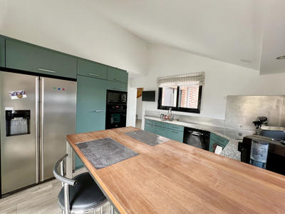 Maison - 183 m² - 6 pièces