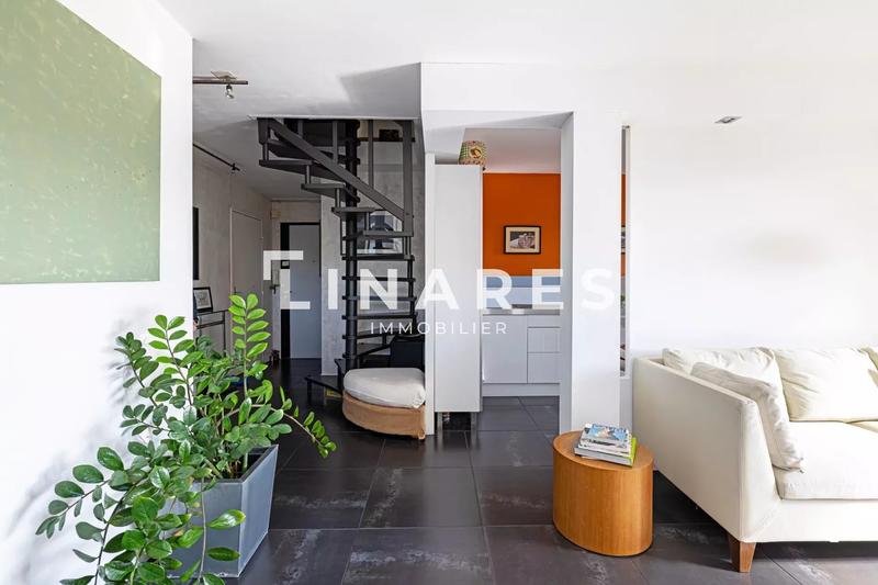 Appartement - 84 m² - 4 pièces