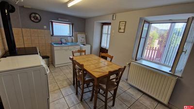 Maison traditionnelle - 80 m² - 4 pièces